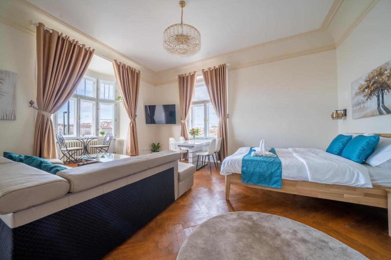 Exclusive Apartment With A View Of Prague Castle And Vltava River Exteriér fotografie