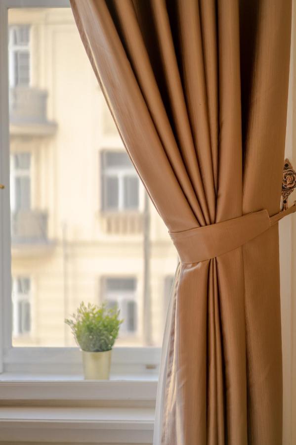 Exclusive Apartment With A View Of Prague Castle And Vltava River Exteriér fotografie