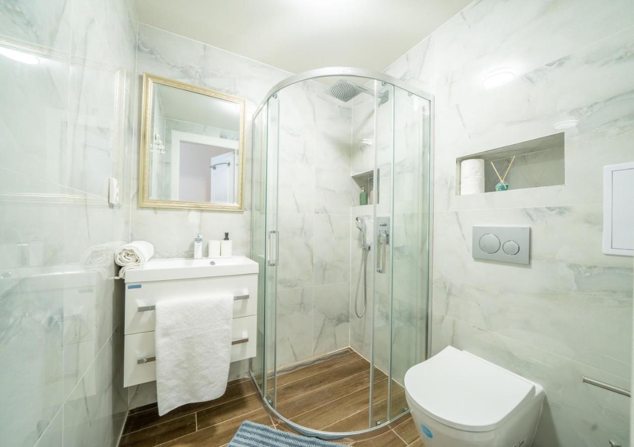 Exclusive Apartment With A View Of Prague Castle And Vltava River Exteriér fotografie